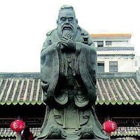 寻根之旅：山东曲阜孔庙拜祭万世师表孔子